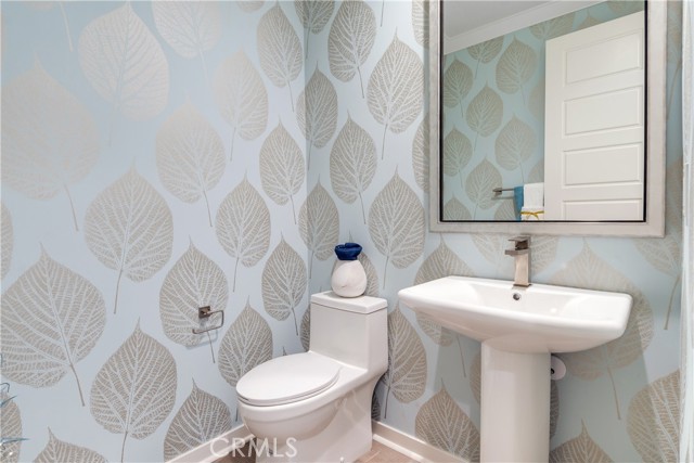 Detail Gallery Image 15 of 39 For 6509 Canyon Oaks Dr, Simi Valley,  CA 93063 - 5 Beds | 5/1 Baths