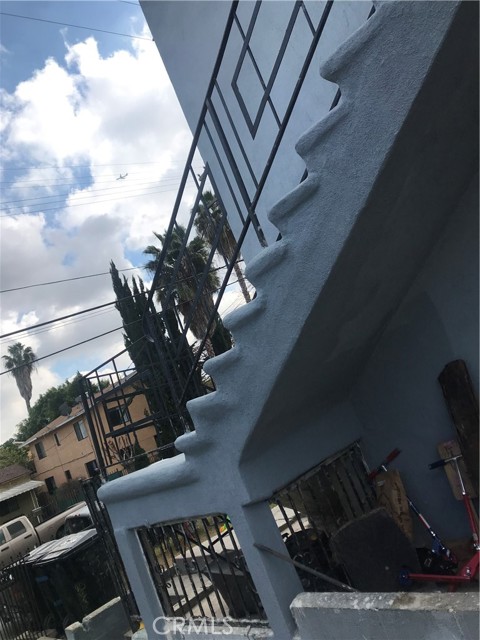 1611 Murchison Street, Los Angeles CA: https://media.crmls.org/medias/1408218e-3701-400d-a7aa-db65656434d6.jpg
