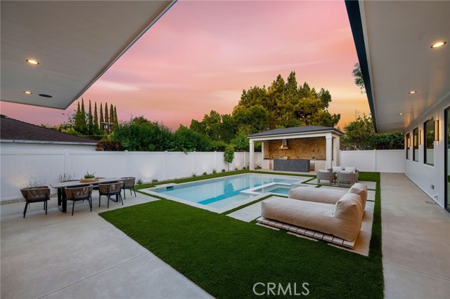 Detail Gallery Image 61 of 73 For 16728 Morrison St, Encino,  CA 91436 - 7 Beds | 6/1 Baths