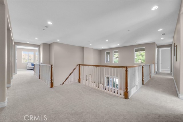 2144 Mulefat Circle, Corona CA: https://media.crmls.org/medias/1408568a-e93d-4b7a-9d11-7b9eb1537bda.jpg