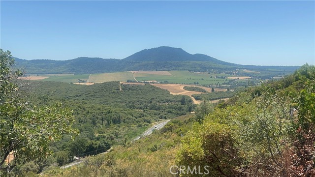 5620 Cheokee Drive, Kelseyville CA: https://media.crmls.org/medias/14088300-cd11-4975-a4a7-a6aa61669919.jpg