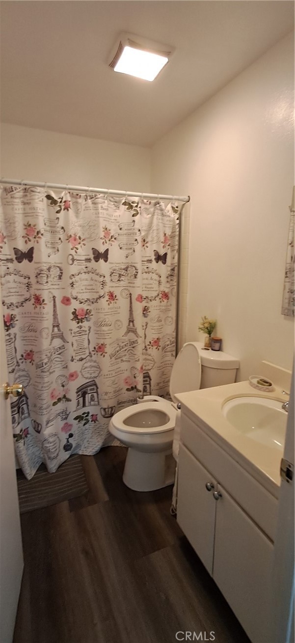 https://media.crmls.org/medias/1408f0bf-57e0-435d-a613-eb8604d254e2.jpg?preset=X-Large