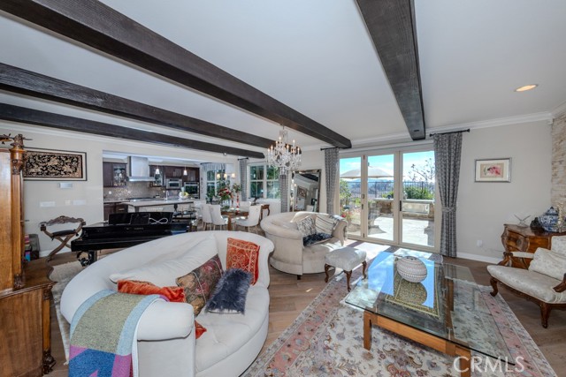 Image 23 of 75 For 30 Vivido St