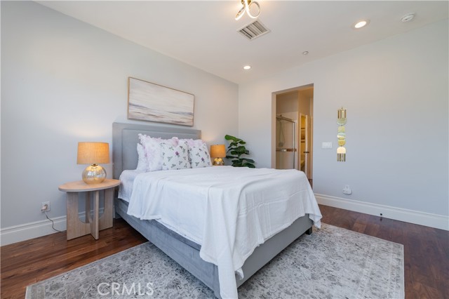 144 Coral Rose, Irvine CA: https://media.crmls.org/medias/140a571d-c34b-4331-b8ae-541291df2893.jpg