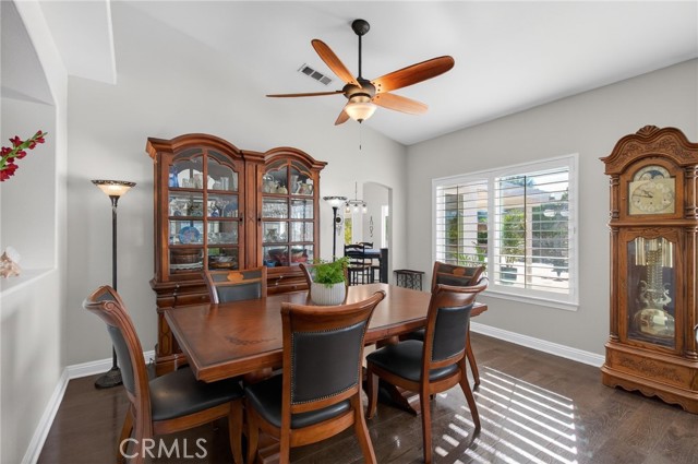 Detail Gallery Image 12 of 64 For 14029 Dove Canyon Dr, Riverside,  CA 92503 - 3 Beds | 2/1 Baths