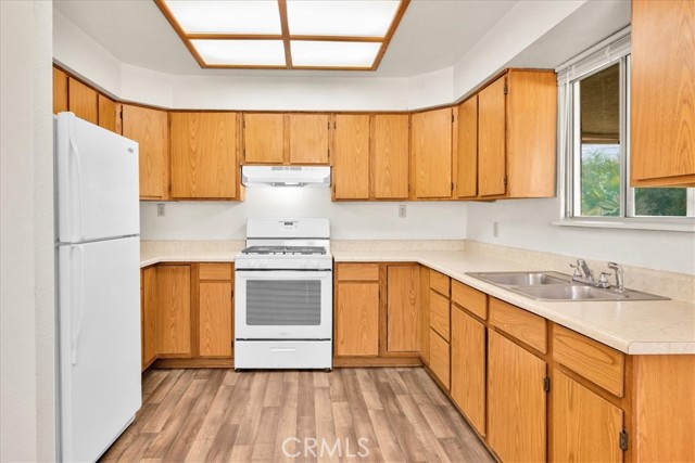Detail Gallery Image 7 of 34 For 5930 Rose Ellen Ave, Twentynine Palms,  CA 92277 - 3 Beds | 2 Baths