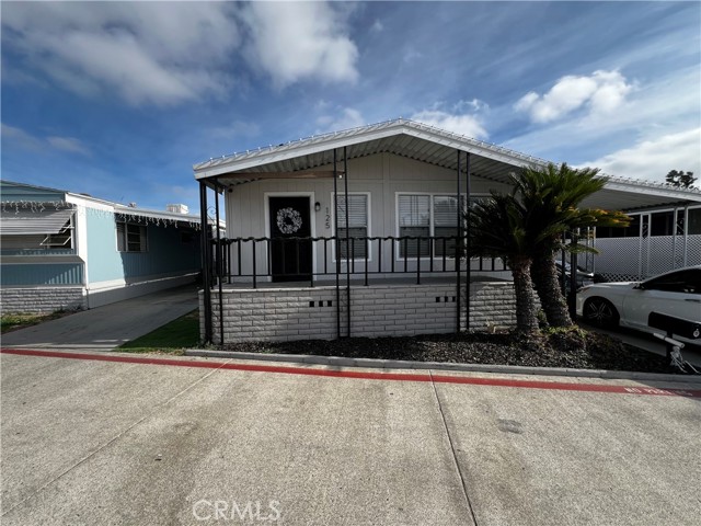 Front Image Thumbnail for CROC25279740