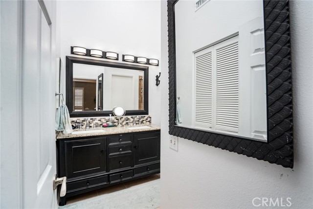 Detail Gallery Image 18 of 30 For 4862 Tiara, Huntington Beach,  CA 92649 - 1 Beds | 1 Baths