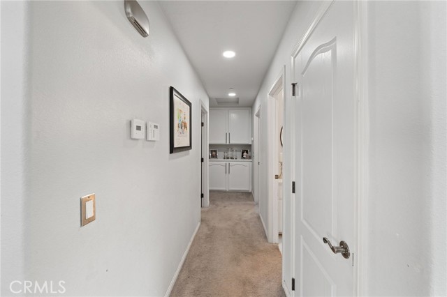 9925 Sierra Vista Road, Phelan CA: https://media.crmls.org/medias/140de3e2-6a08-408e-b943-a278bb80ff57.jpg