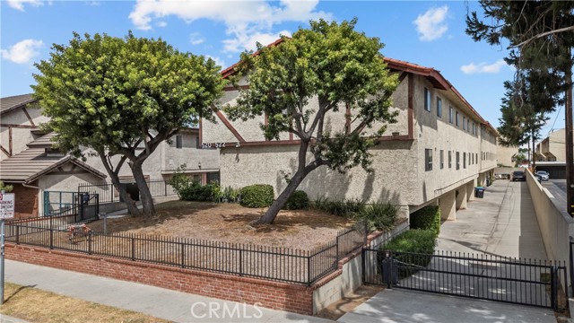 Detail Gallery Image 1 of 24 For 522 N Nicholson Ave a,  Monterey Park,  CA 91755 - 3 Beds | 2/1 Baths