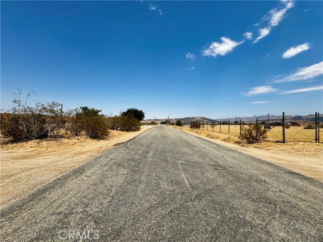 Detail Gallery Image 21 of 21 For 64784 Sun Oro Rd, Joshua Tree,  CA 92252 - 3 Beds | 2 Baths