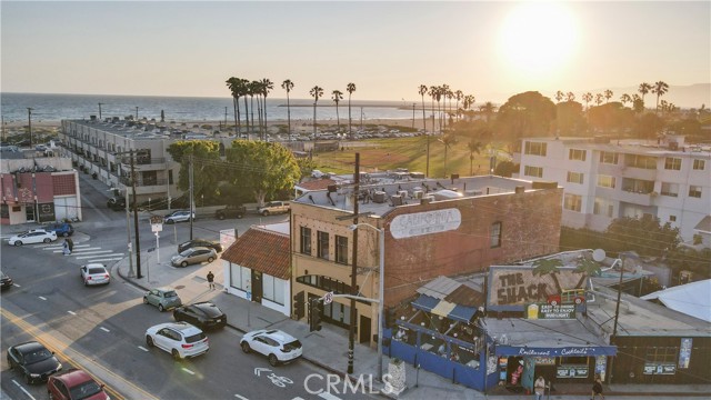  Commercial for Sale in Playa del Rey, California