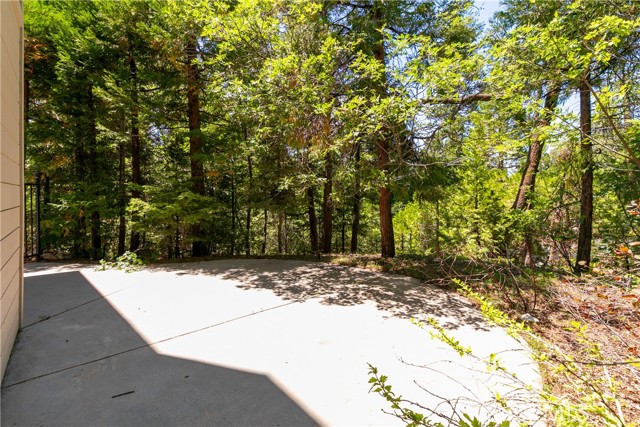 Detail Gallery Image 27 of 33 For 28591 Wabash Dr, Lake Arrowhead,  CA 92352 - 3 Beds | 2/1 Baths