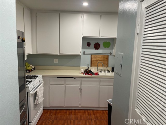 9386 Mesa Verde Drive, Montclair CA: https://media.crmls.org/medias/141032e1-ae56-42fc-a1b2-ae4491998680.jpg