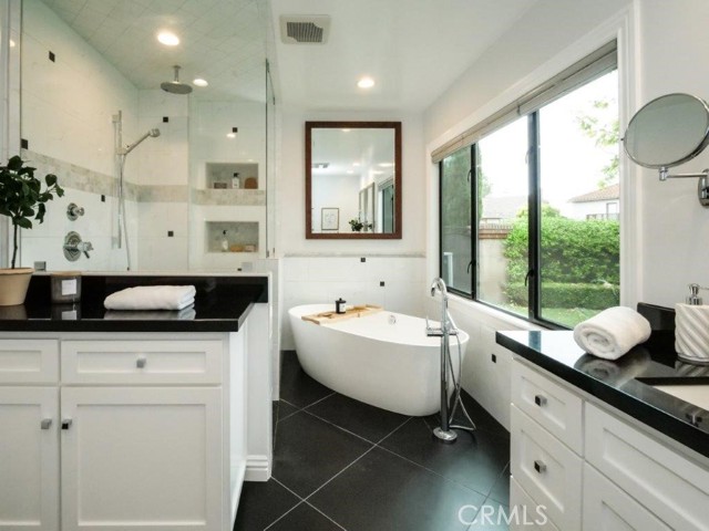 Detail Gallery Image 26 of 50 For 26 Clear Vista Dr, Rolling Hills Estates,  CA 90274 - 4 Beds | 4/1 Baths