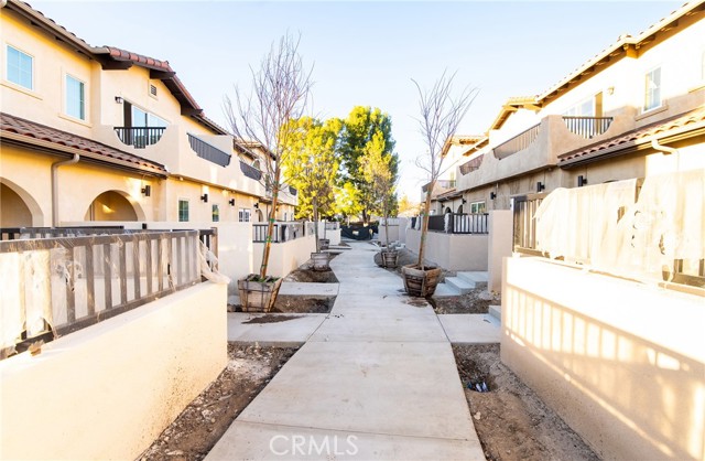 Detail Gallery Image 6 of 43 For 5510 E Los Angeles Ave #1,  Simi Valley,  CA 93063 - 3 Beds | 2/1 Baths