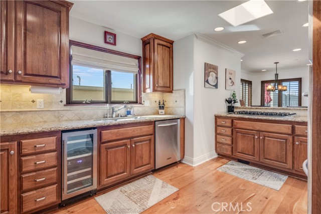 320 24th Place, Manhattan Beach, California 90266, 3 Bedrooms Bedrooms, ,3 BathroomsBathrooms,Residential,Sold,24th,SB21215481