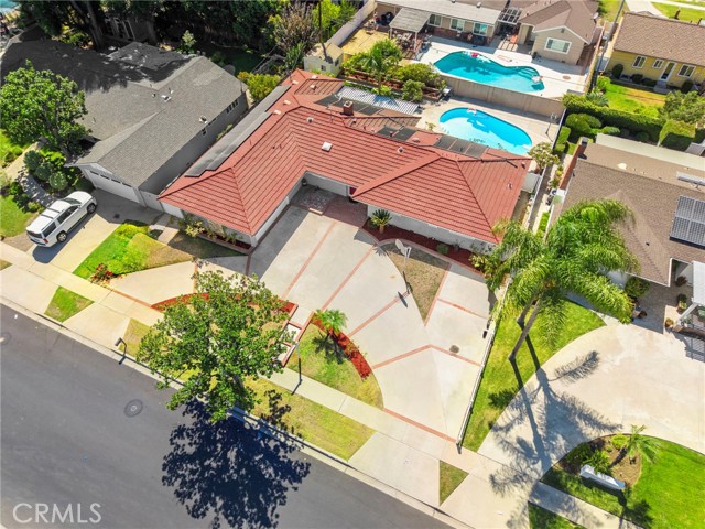 Detail Gallery Image 8 of 55 For 3401 Madonna Dr, Fullerton,  CA 92835 - 4 Beds | 3 Baths