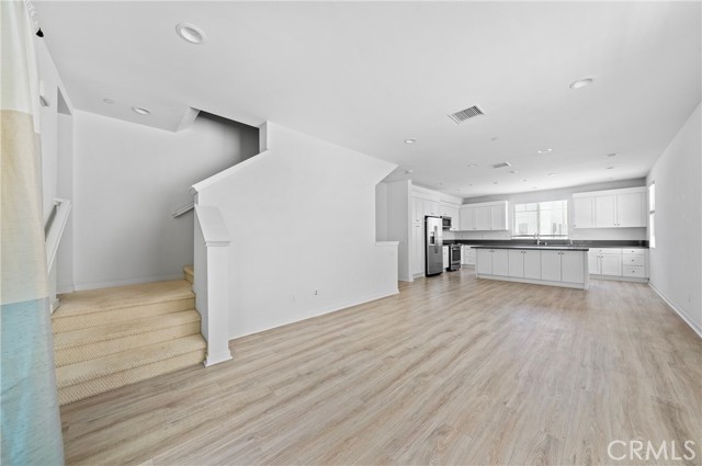 Detail Gallery Image 21 of 33 For 143 Frame, Irvine,  CA 92618 - 3 Beds | 3/1 Baths