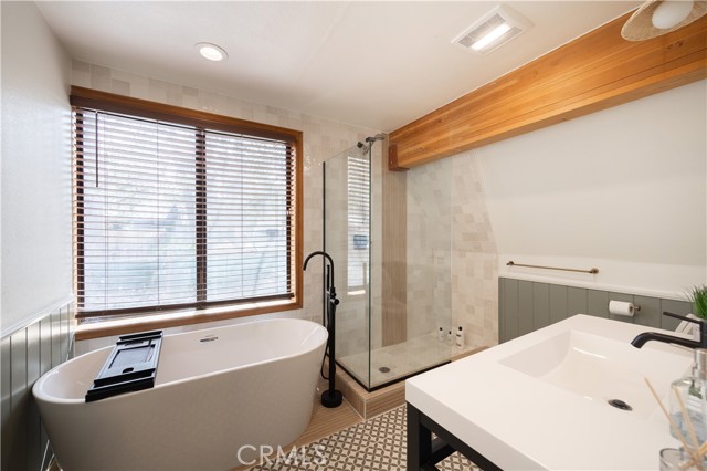 Detail Gallery Image 23 of 39 For 725 Temple Ln, Big Bear Lake,  CA 92315 - 3 Beds | 2/1 Baths