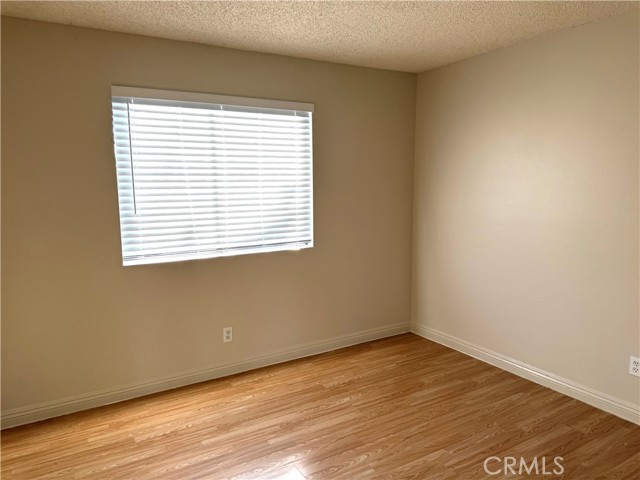 Detail Gallery Image 9 of 16 For 814 E Erna Ave #B,  La Habra,  CA 90631 - 3 Beds | 2 Baths
