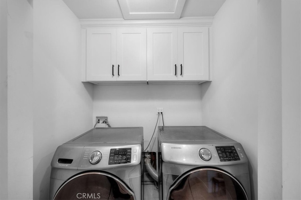https://media.crmls.org/medias/14149da8-5917-4017-a805-529121ae185e.jpg?preset=X-Large