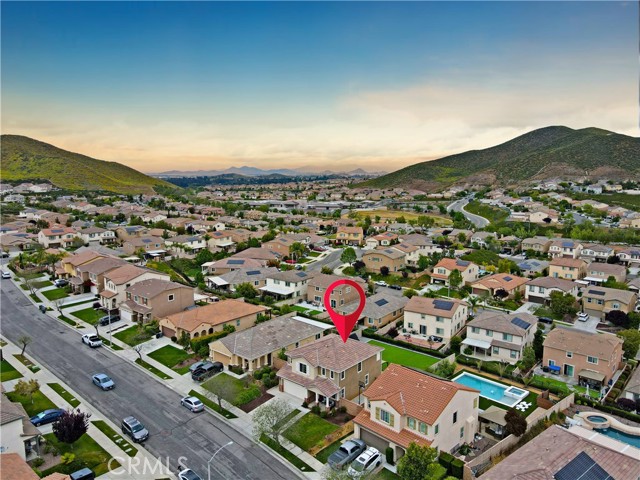 Detail Gallery Image 32 of 42 For 34325 Blossoms Dr, Lake Elsinore,  CA 92532 - 4 Beds | 2/1 Baths