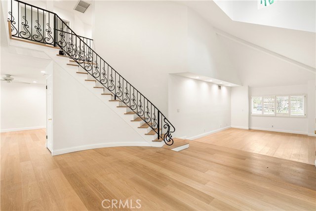 Detail Gallery Image 4 of 23 For 5503 Hartglen Pl, Agoura Hills,  CA 91301 - 5 Beds | 3 Baths