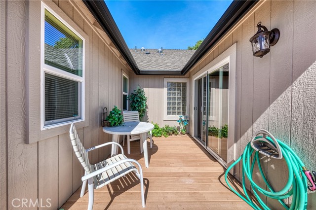 3790 Lakeshore Boulevard, Lakeport CA: https://media.crmls.org/medias/1415b755-2af8-43db-a6b9-29a4ead9286a.jpg