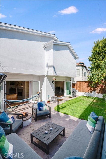 1720 Oak Avenue, Manhattan Beach, California 90266, 4 Bedrooms Bedrooms, ,4 BathroomsBathrooms,Residential,Sold,Oak,SB22020693