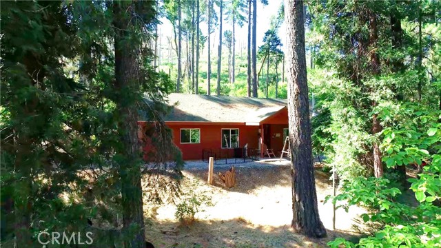 Detail Gallery Image 1 of 47 For 3502 Comet Mine, Mariposa,  CA 95338 - 3 Beds | 2 Baths