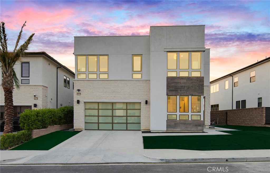 20537 W Overlook Court