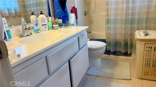 Detail Gallery Image 16 of 31 For 20807 Elaine Ave #4,  Lakewood,  CA 90715 - 3 Beds | 3 Baths