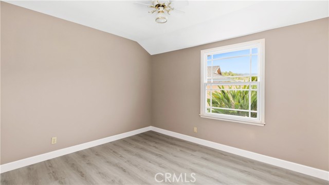 528 Essex photo 35