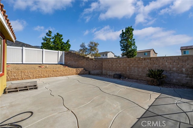 Detail Gallery Image 33 of 37 For 6643 N Ofelia Dr, San Bernardino,  CA 92407 - 4 Beds | 3 Baths