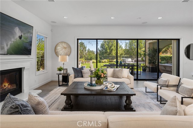 107 Aster Mesa, Irvine CA: https://media.crmls.org/medias/14194718-2da0-485d-848e-5280bec118c4.jpg