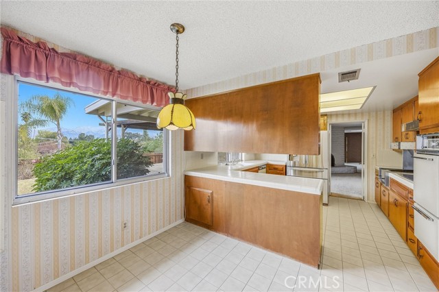 Detail Gallery Image 15 of 49 For 1631 Benita Marie Crest, Redlands,  CA 92373 - 3 Beds | 2 Baths