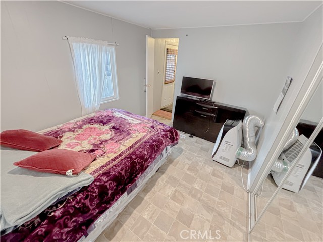 Detail Gallery Image 13 of 18 For 3524 Avenue R, Palmdale,  CA 93550 - 2 Beds | 1 Baths