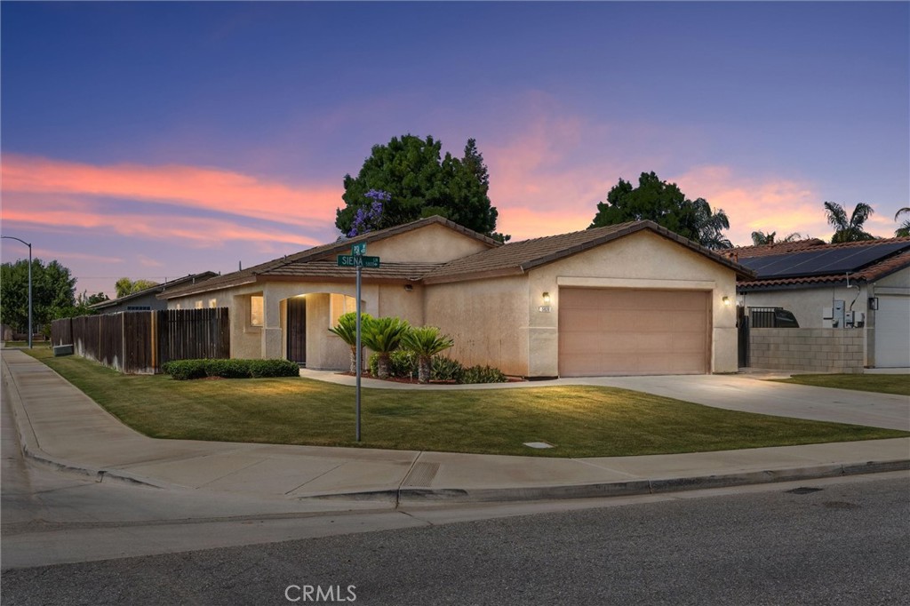5820 Siena Lane