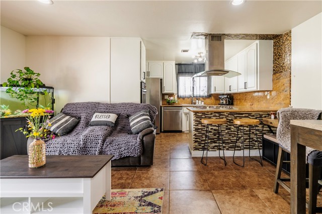 Detail Gallery Image 15 of 40 For 19264 Casmalia St, Rialto,  CA 92377 - 3 Beds | 2 Baths