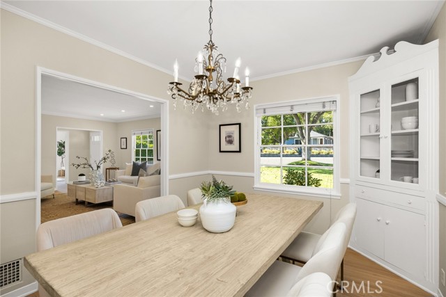 852 E Howard Street, Pasadena CA: https://media.crmls.org/medias/141cc480-769b-4a24-b28e-475043bcca7e.jpg