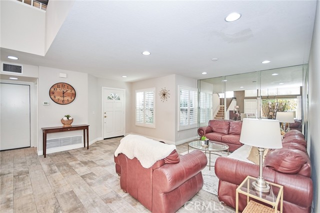 Detail Gallery Image 20 of 60 For 19 Las Cruces, Irvine,  CA 92614 - 3 Beds | 2/1 Baths