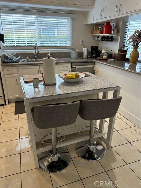 Detail Gallery Image 13 of 22 For 4174 3rd  Ave, Los Angeles,  CA 90008 - 2 Beds | 2 Baths