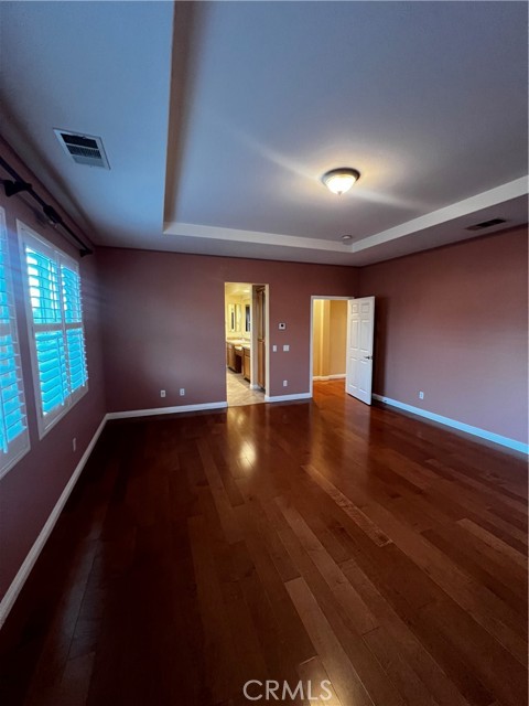 7090 Cottage Grove Drive, Eastvale CA: https://media.crmls.org/medias/141ffc24-2cb3-472e-b0f1-a03000c48456.jpg