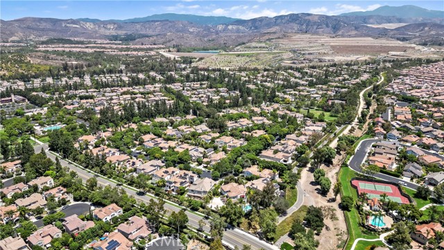 Detail Gallery Image 58 of 58 For 32 New Dawn, Irvine,  CA 92620 - 5 Beds | 4/1 Baths