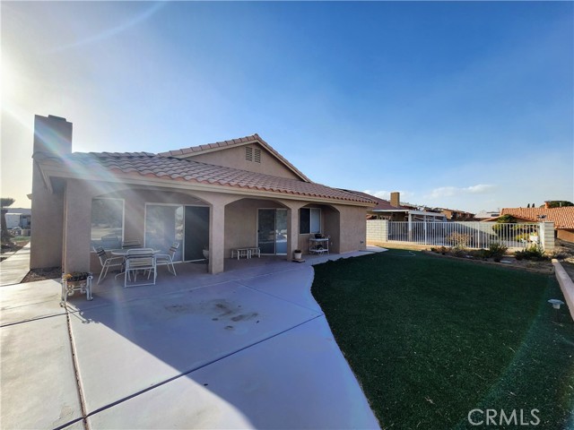 Image 3 for 27497 Lakeview Dr, Helendale, CA 92342