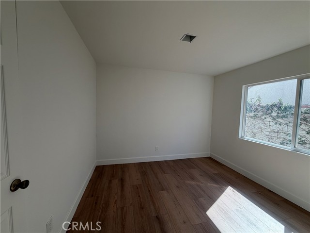 8108 Yarmouth photo 11