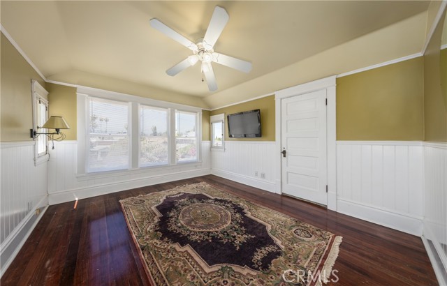 331 Nordina Street, Redlands CA: https://media.crmls.org/medias/142237dc-e7f6-4dbb-a86b-d1eca2ac6d5a.jpg