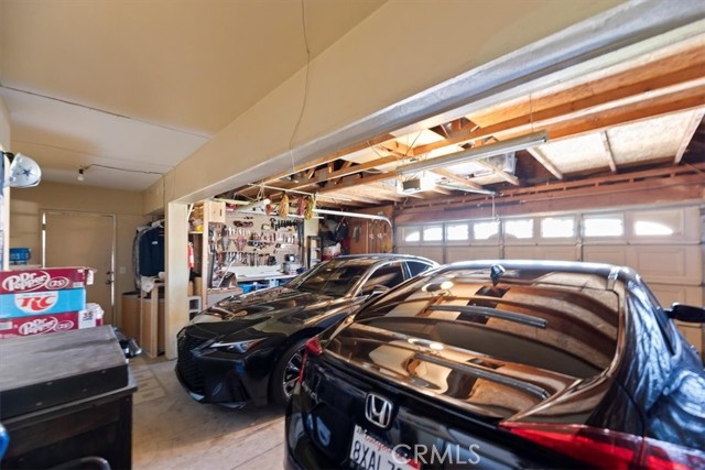 429 Colfax Circle, Corona CA: https://media.crmls.org/medias/1422df48-9315-40f5-9fd7-65968e1a2225.jpg