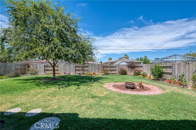 1430 W Bush Street, Lemoore CA: https://media.crmls.org/medias/1423af85-7f99-4b27-9018-1083c2f8be16.jpg